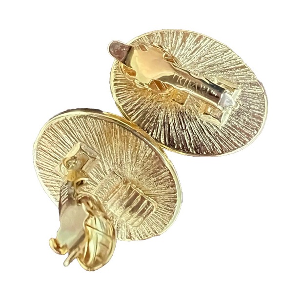 π«SOLDπ« Trifari β’ Yellow Jelly Lucite Cabochon Gold Tone Clip On Earrings 1980s - Picture 8 of 9